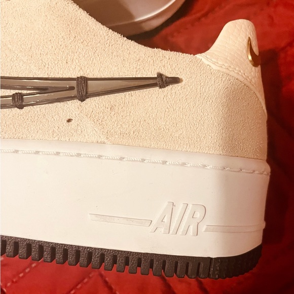 Suede Nike AF1 Sneakers - Picture 3 of 7